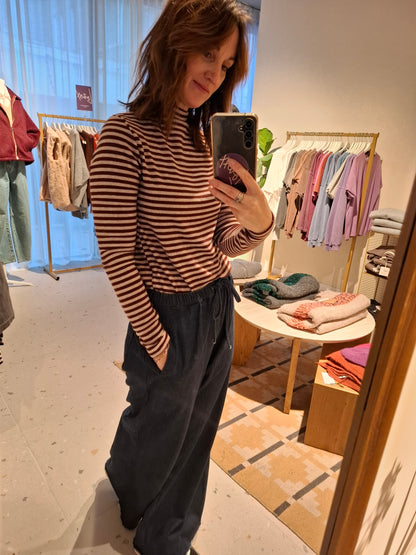 RO T-shirt - Bordeauxbruin