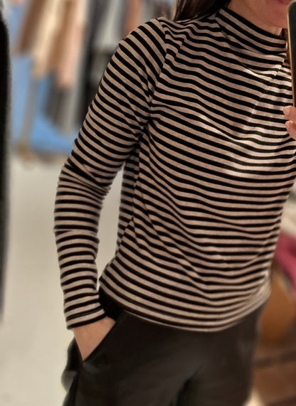 RO T-shirt - Zwart/ecru