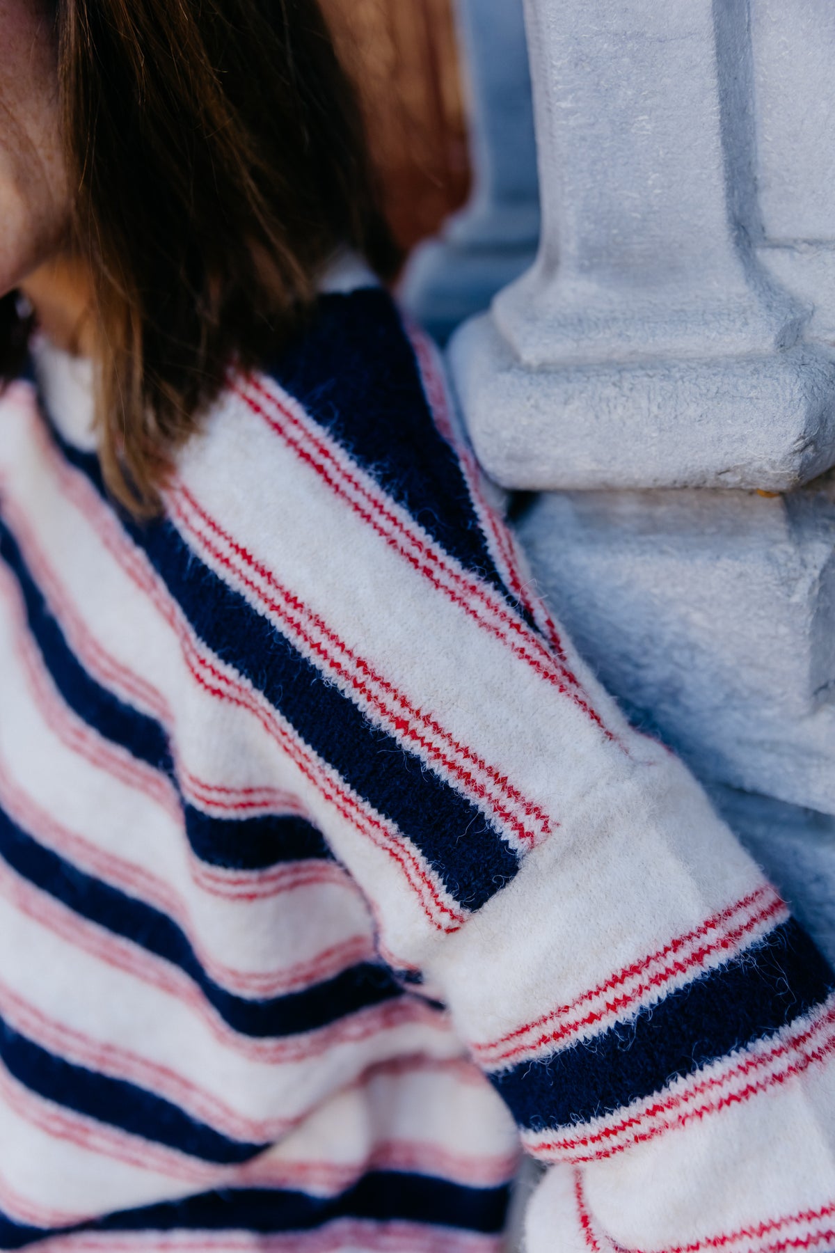 KY Belle pull - Ecru/navy/red