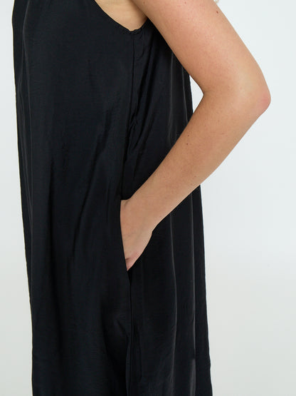 OPEYA dress - Black